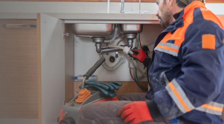 Professional slab leak plumber services in Dutchtown, MO